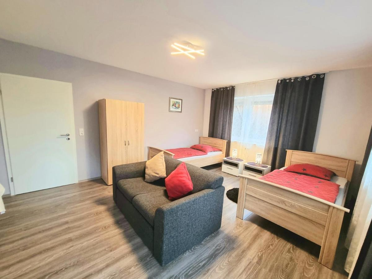 Workershome - Business Apartments - Monteurwohnungen فيرتهايم الغرفة الصورة
