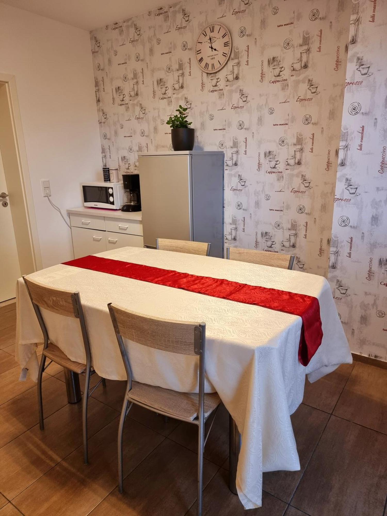 Workershome - Business Apartments - Monteurwohnungen فيرتهايم الغرفة الصورة