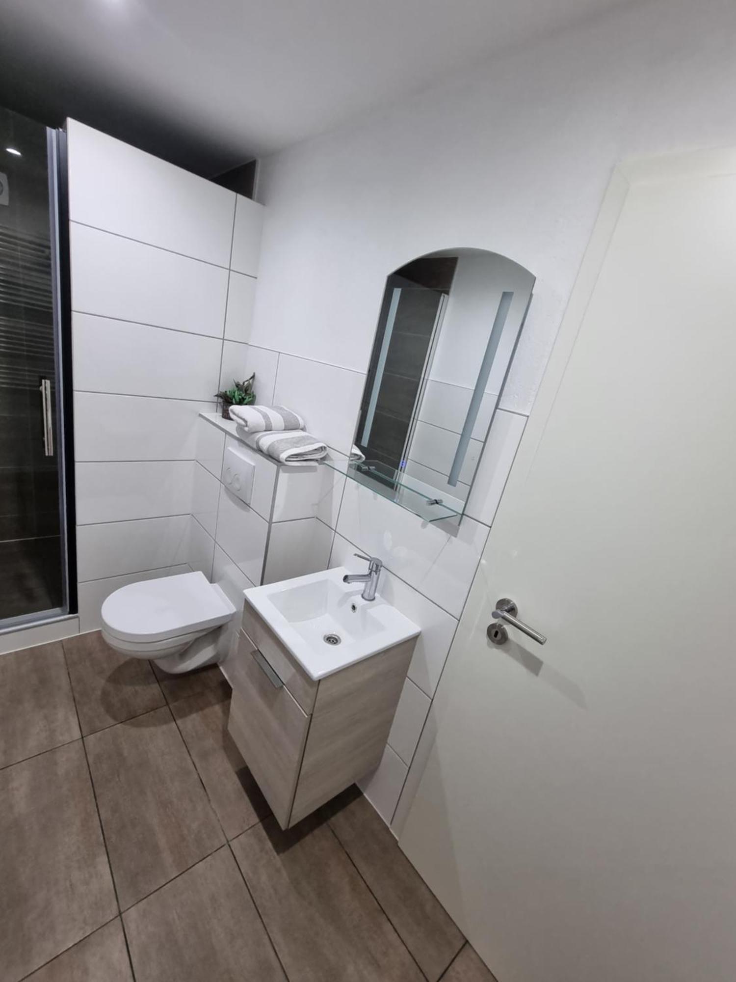 Workershome - Business Apartments - Monteurwohnungen فيرتهايم الغرفة الصورة